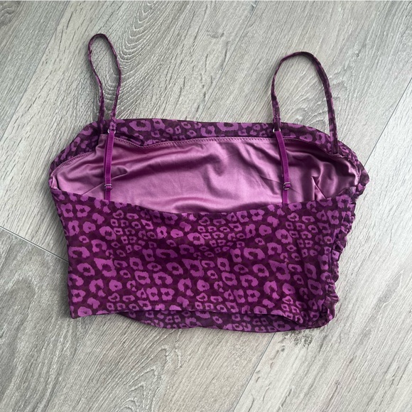 Oh Polly Pink Leopard Crop Top size small - Picture 2 of 2